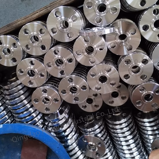 Flangia per tubo dell'acqua in acciaio inossidabile/acciaio al carbonio conforme allo standard ASME ANSI B16.5 DIN En1092-2 GOST produttore di flange cieche/slip-on/weld neck